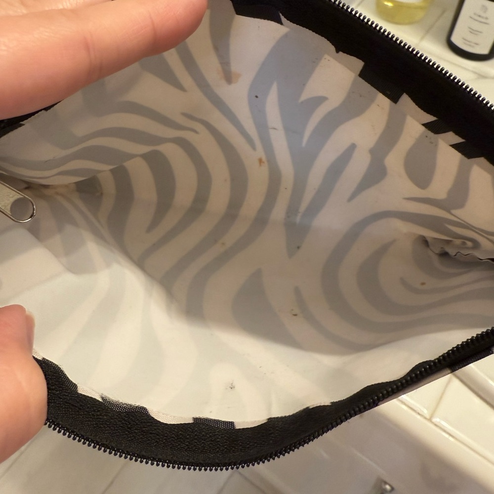 Zebra Print Pouch Set - Picture 2 of 3